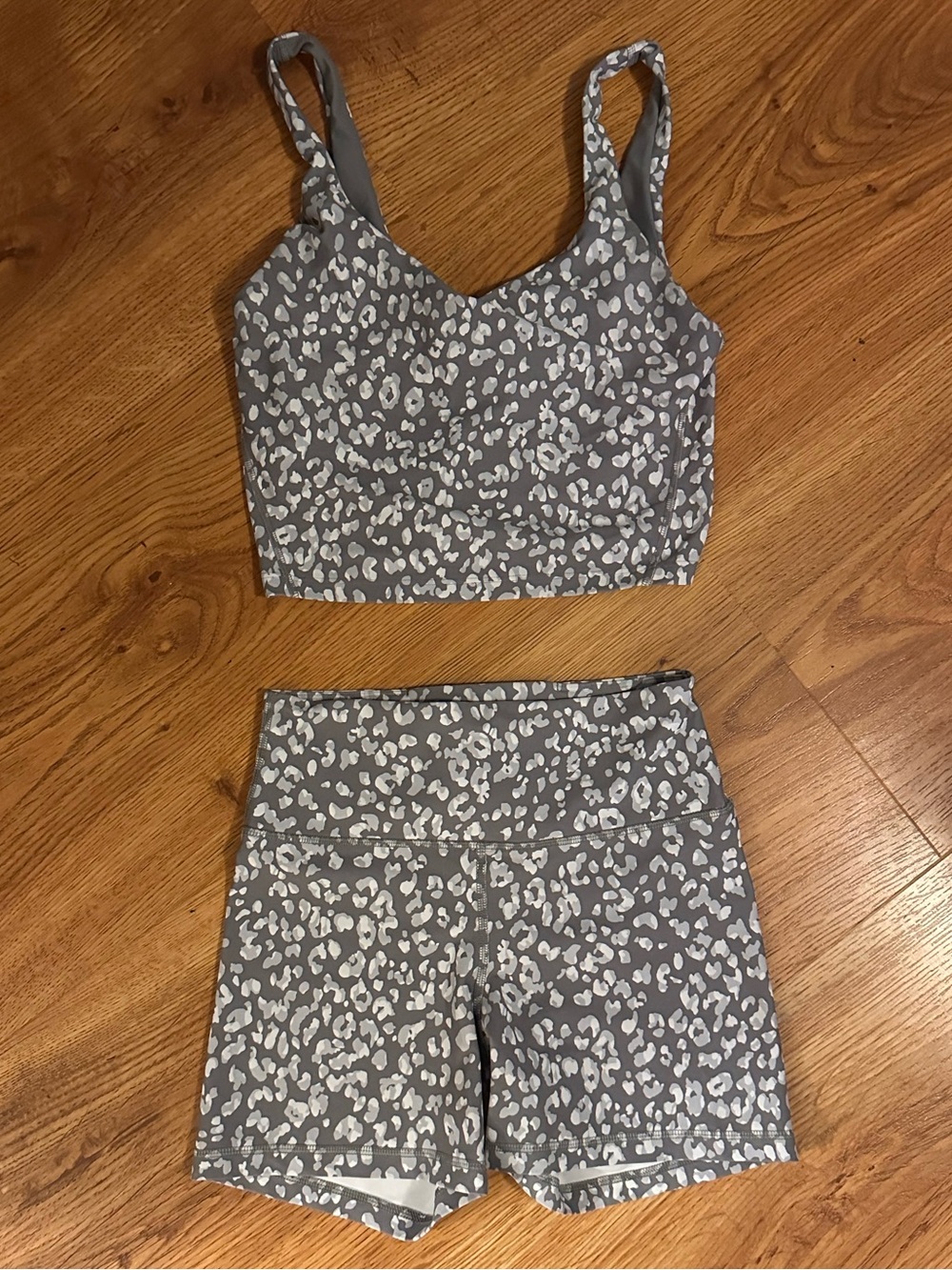 Old Navy Gray & White Leopard Print Active Set - Crop Tank & High-Waist Shorts